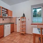 White - Hill Apartmanhotel 3*