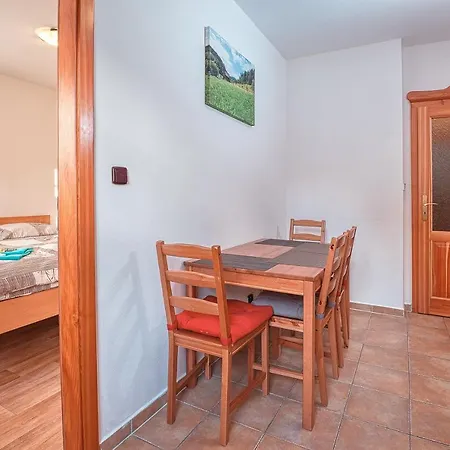 White - Hill Aparthotel 3*