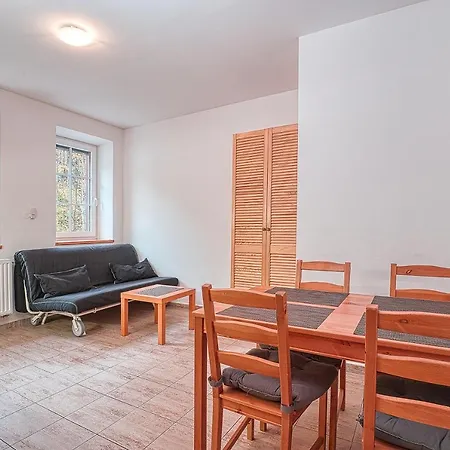White - Hill Aparthotel Cerny Dul
