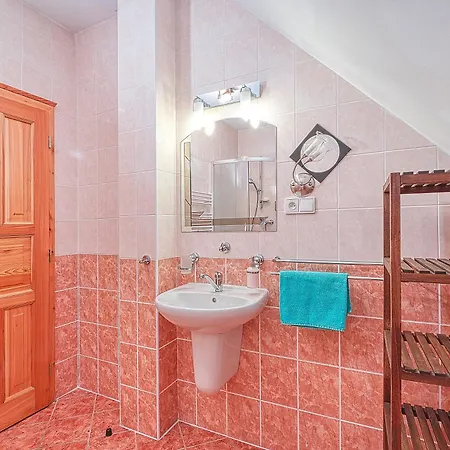 White - Hill Aparthotel Cerny Dul